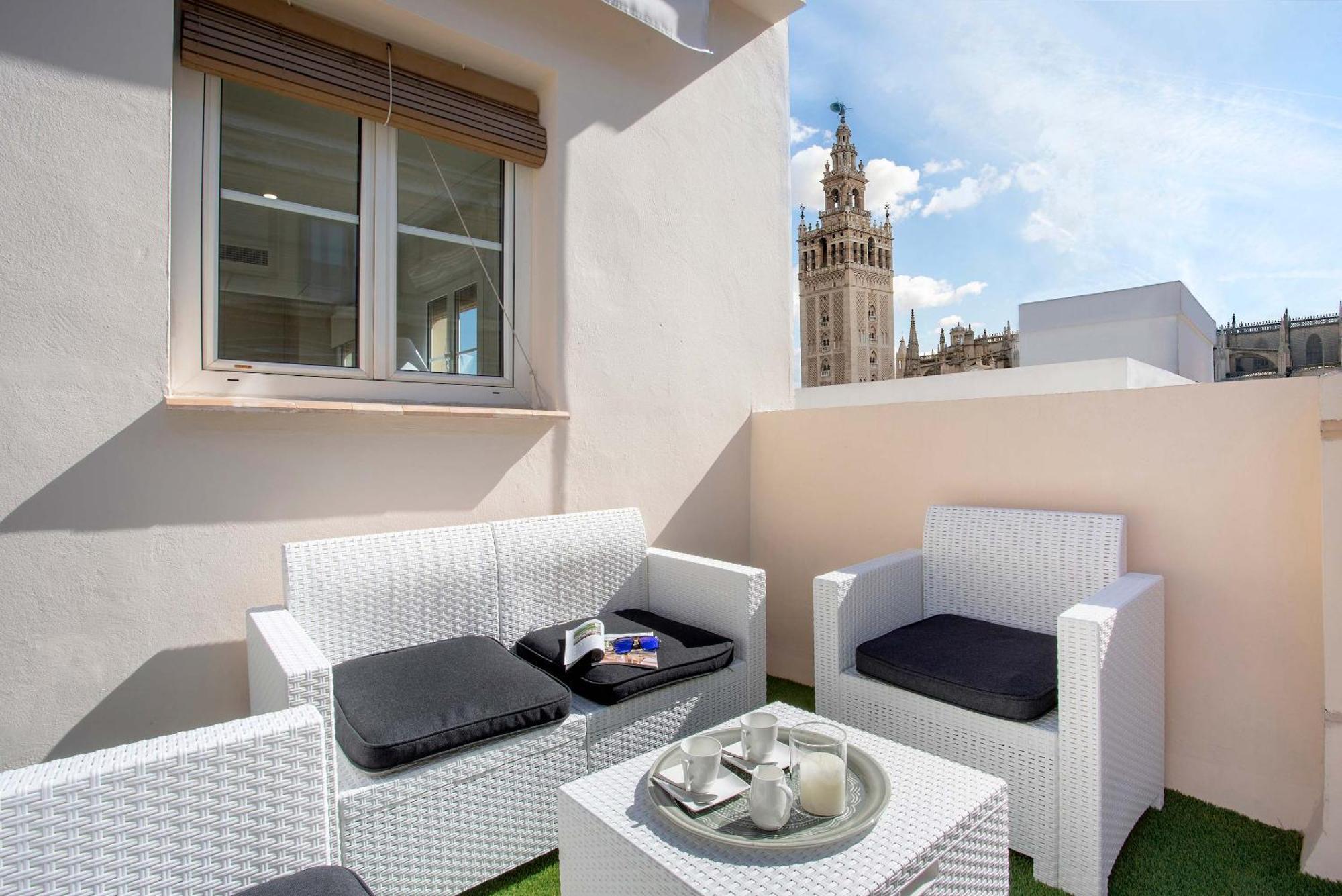 Genteel Home Giralda Sevilla Exteriör bild